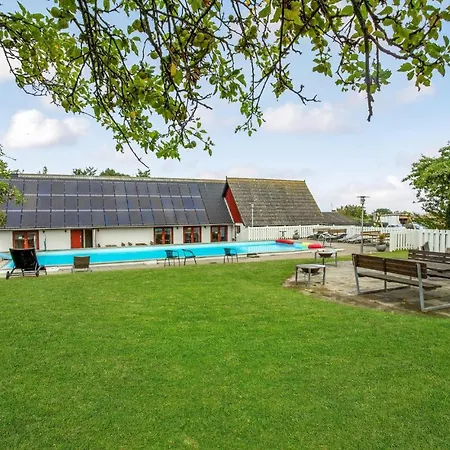 2 Bedroom In Lägenhet *