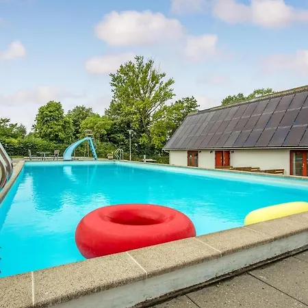 Lägenhet 2 Bedroom In Allinge-Sandvig